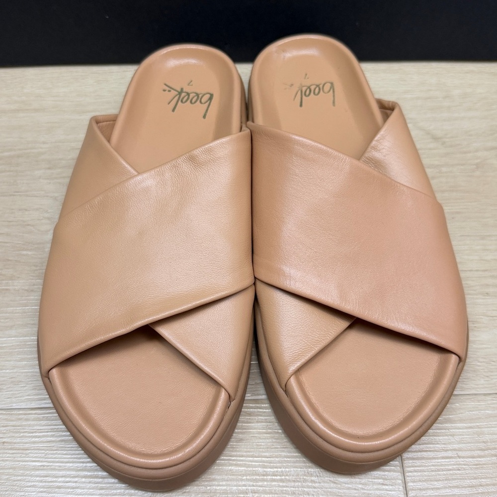 Beek Hen Slide Sandal, SIZE 7 US - Picture 3 of 6